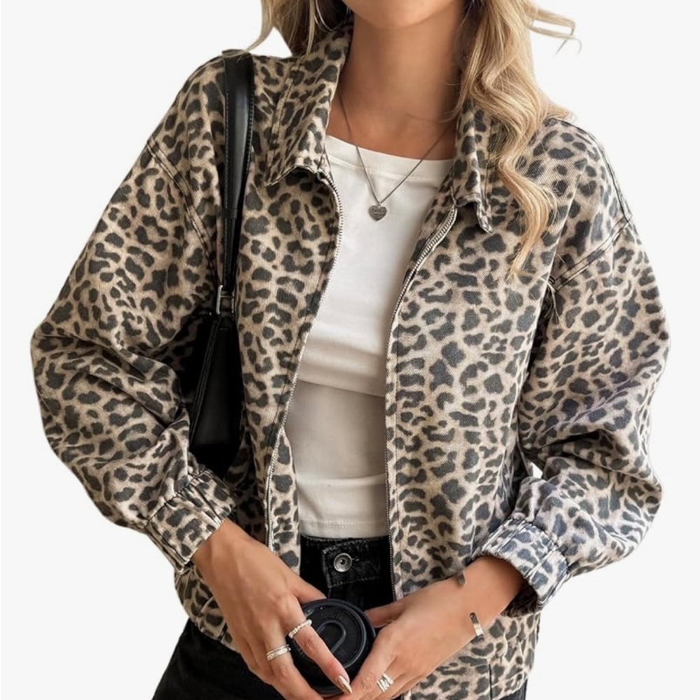 NWT Cicy Bell Leopard Print Denim Bomber Zip Jacket